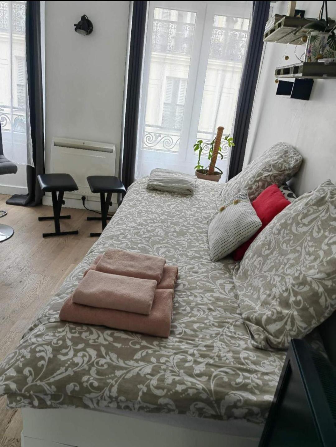 Escale Dans Le Haut Marais Paris Exterior foto
